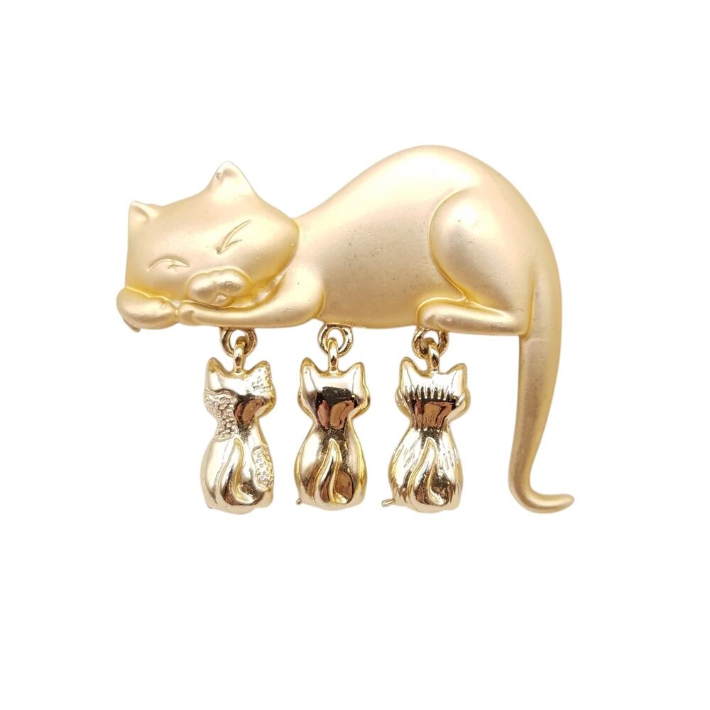 Vintage Dancraft Brooch Gold Tone Matte Momma Cat Shinny Dangle Kittens Figural
